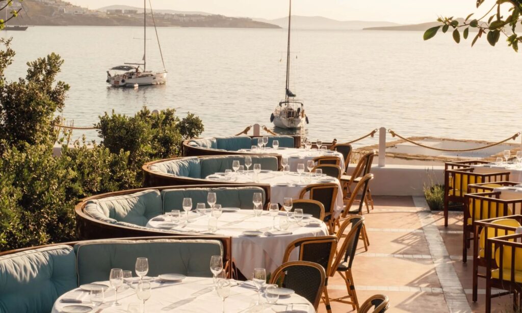 dining in Mykonos