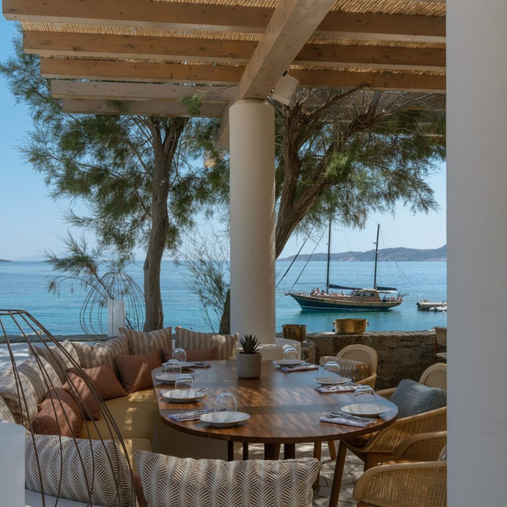 dining in Mykonos