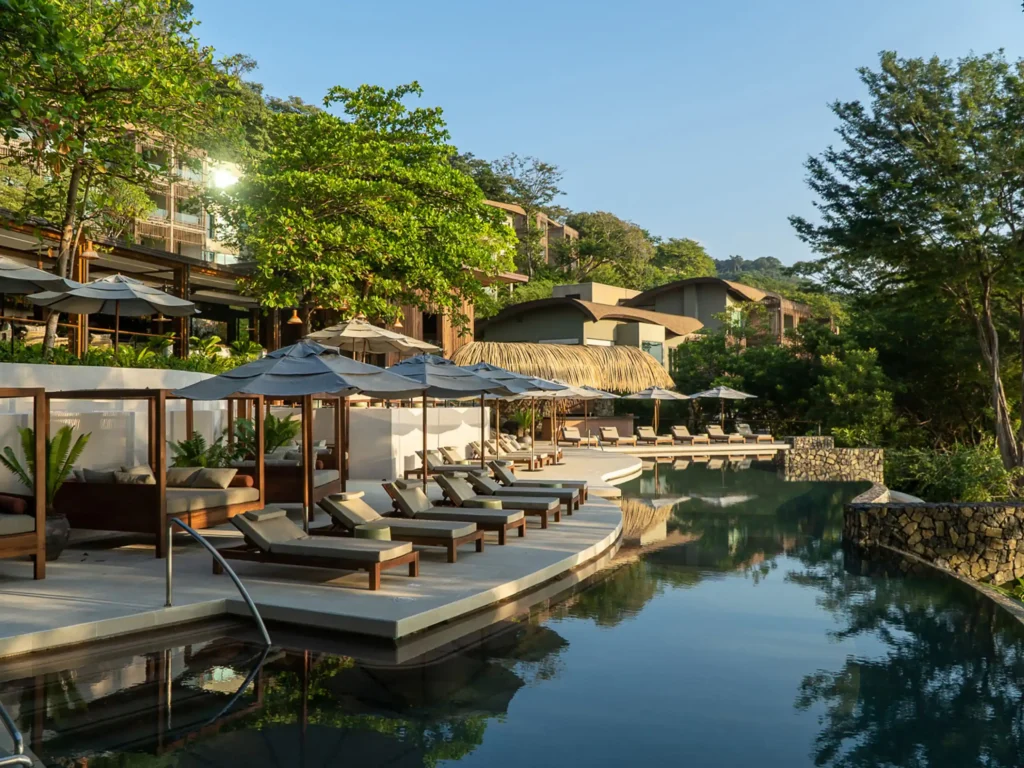 hot places to visit in January