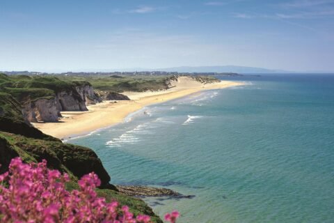 12 Breathtaking Ireland Beaches You Can’t Miss – Which One Will Be Your Next Escape? 23 IRELAND BEACHES