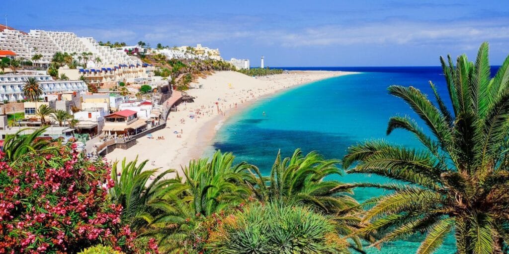 8 Best Canary Islands to Visit In 2025 - Stunning Spots for Your Dream Getaway! 4 best Canary Islands to visit