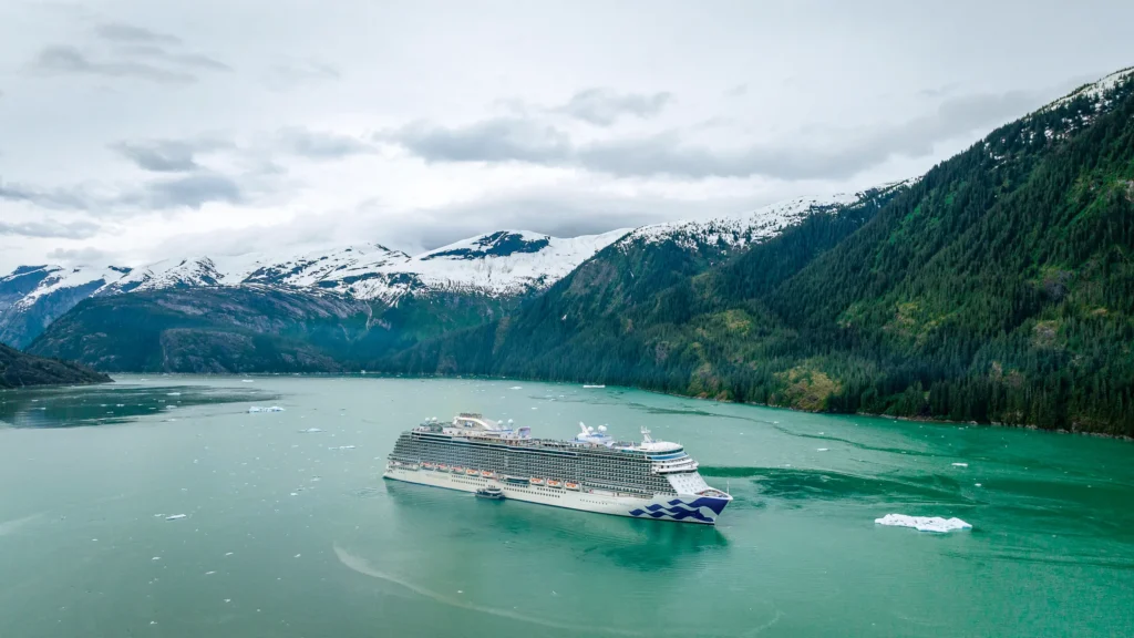 10 Best Cruises For Alaska 4 best cruises for Alaska