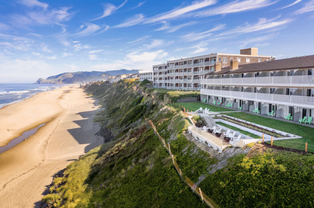 Oceanfront Hotels in Lincoln City Oregon