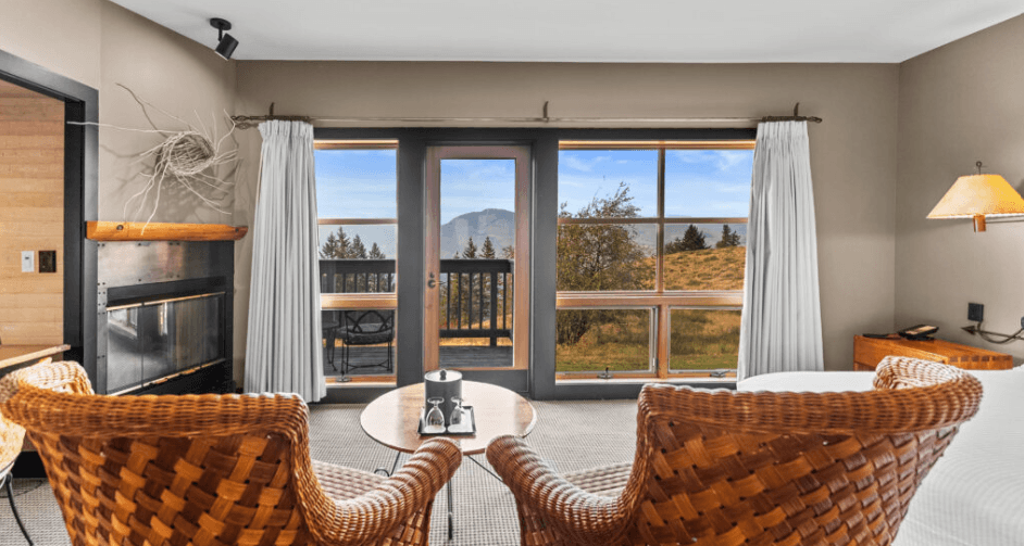 Sun Mountain Lodge cabins