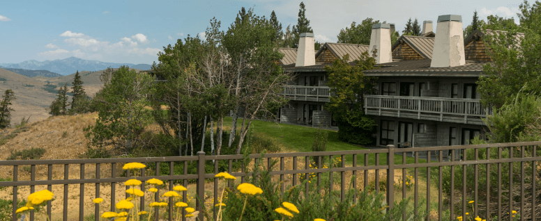 Sun Mountain Lodge
