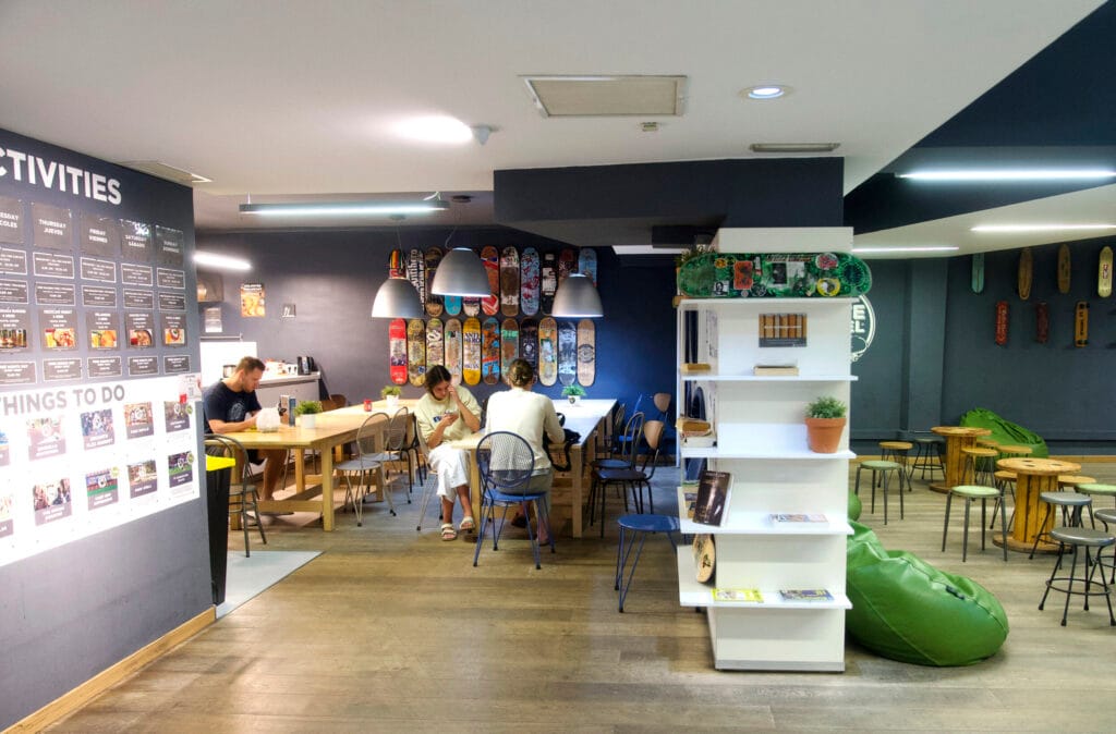 Sant Jordi Hostels Sagrada Familia