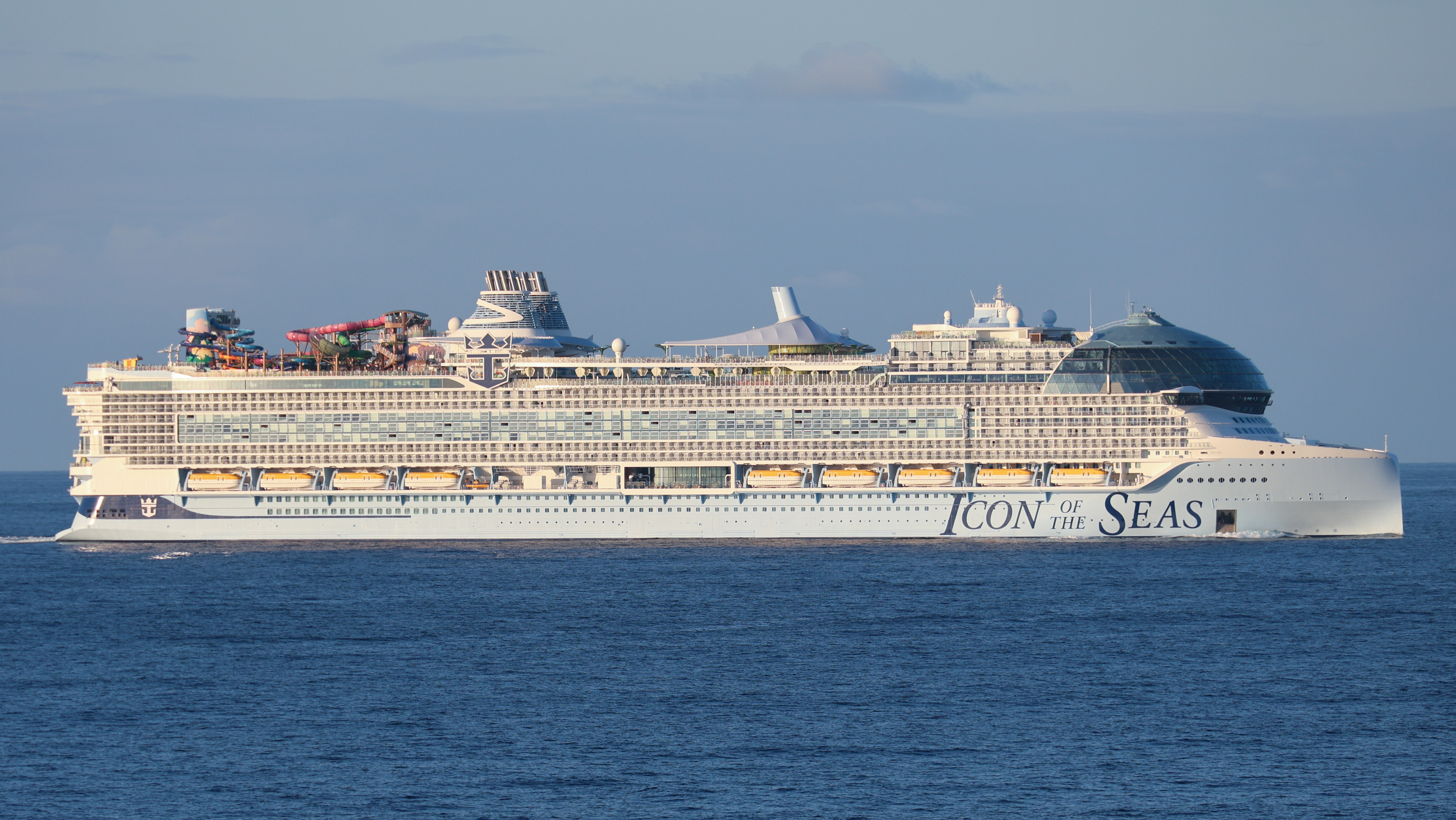 Icon of the Seas: The Ultimate 2026 Guide to the World's Largest Cruise Ship