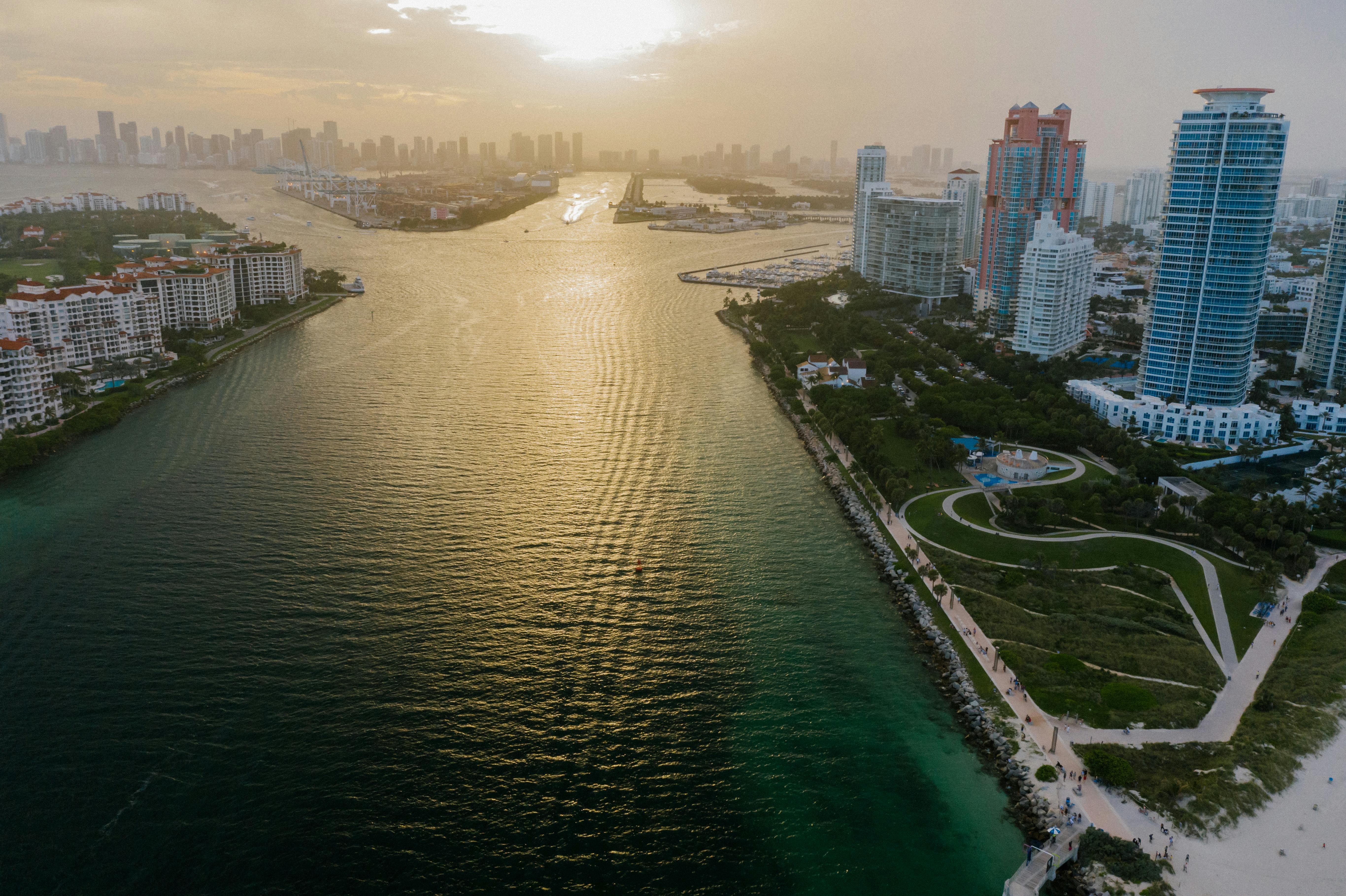 Best Time to Visit Miami – Seasonal Guide with Travel Tips (2025)