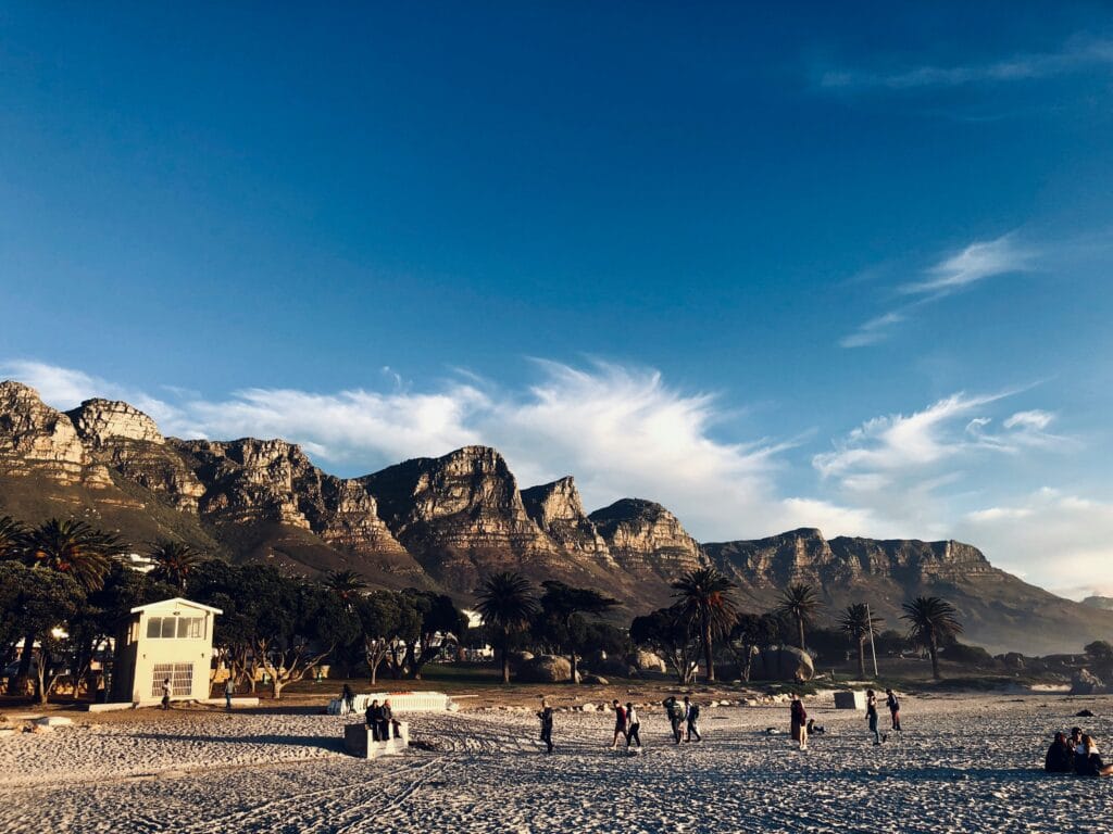 Best Time to Visit Cape Town: A Seasonal 2025 Guide for Travelers