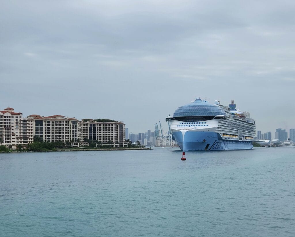 Icon of the Seas: The Ultimate 2025 Guide to the World's Largest Cruise Ship
