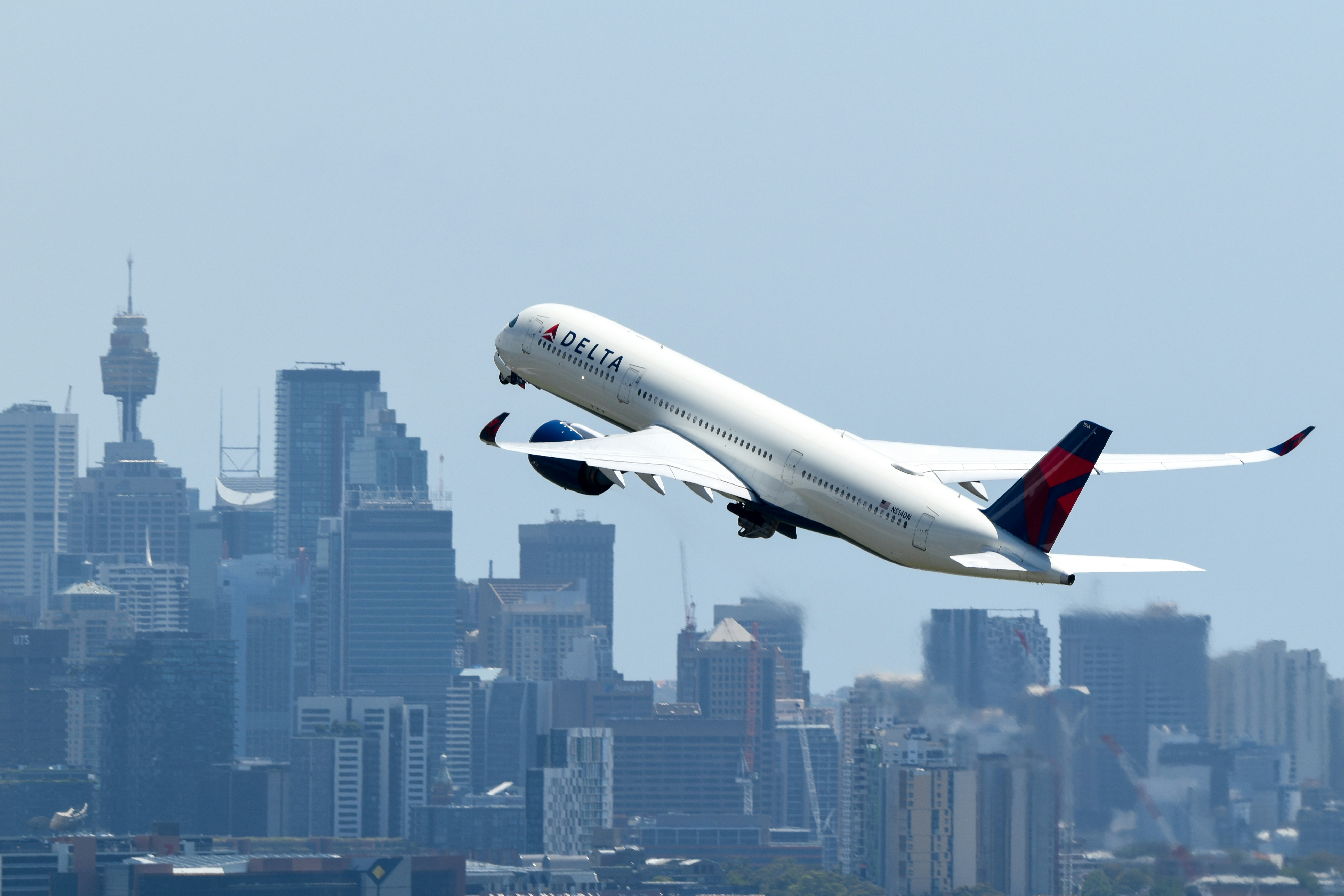 Delta AirLines: What's Fueling the Buzz in 2025?