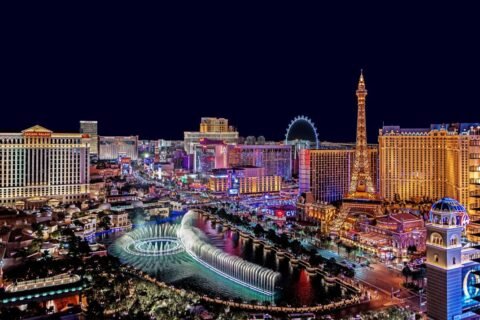 Things to Do in Las Vegas for Teens (Fun, Safe & Memorable)