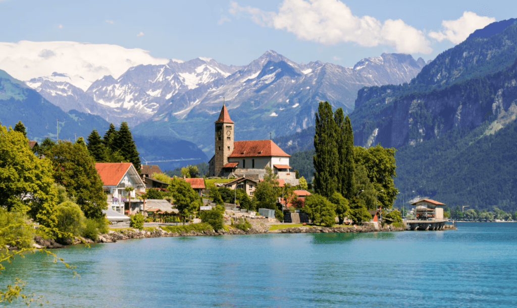 Best Tourist Cities in Switzerland 9 Lake Lucerne