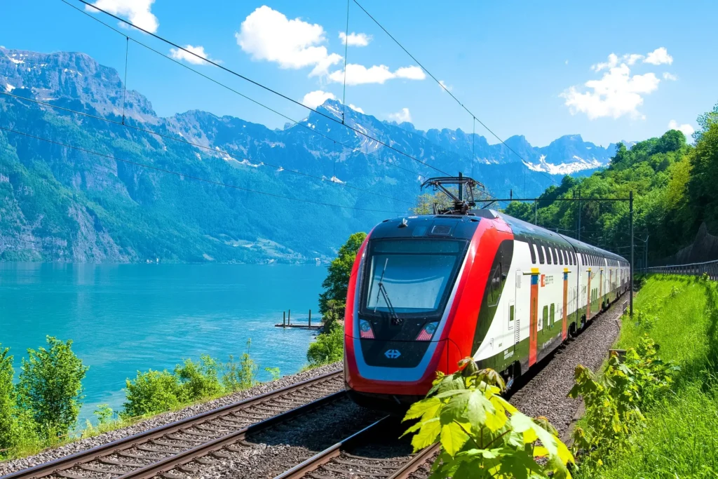 The Ultimate Guide to Interlaken, Switzerland (2026) 7 Rail Tours from Interlaken
