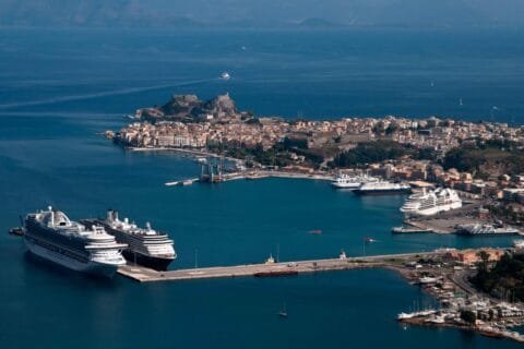 Port-corfu-greece