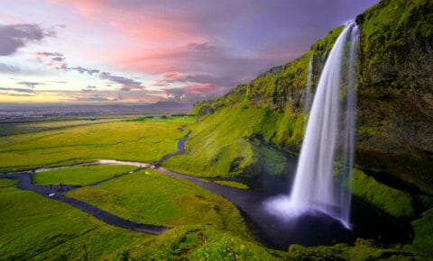 The Ultimate 7-Day Itinerary for Iceland: Waterfalls, Glaciers, and Northern Wonders 2 Seljalandsfoss waterfall