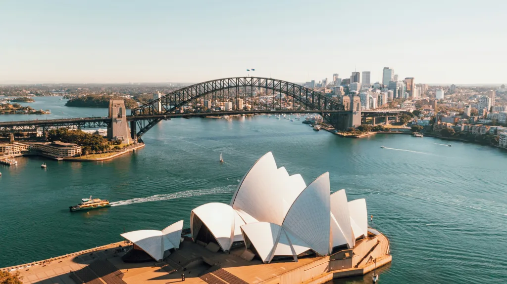 When to Visit Australia: The Ultimate Seasonal Travel Guide 6 When to Visit Australia