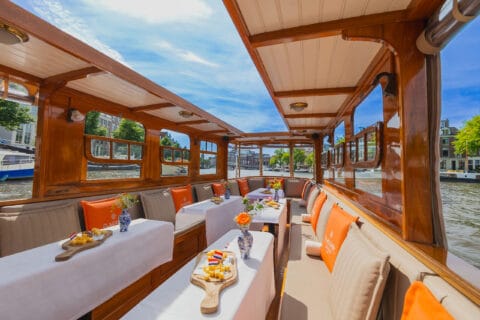 amsterdam canal cruise