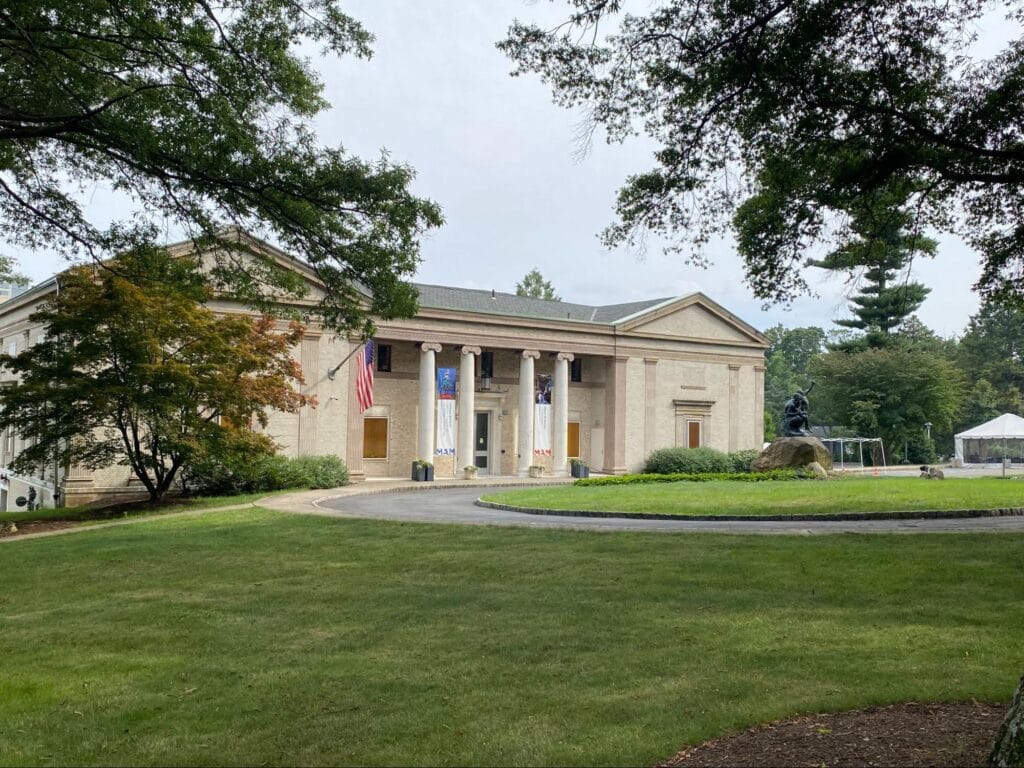 Montclair Art Museum (Montclair)