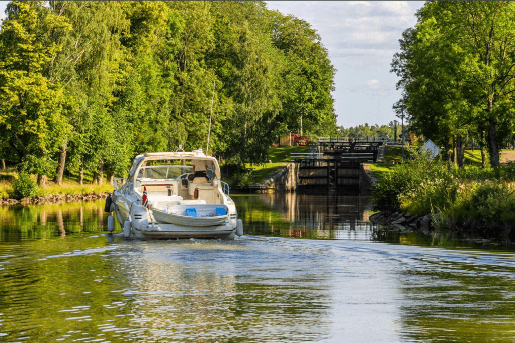 Exploring the Göta Canal