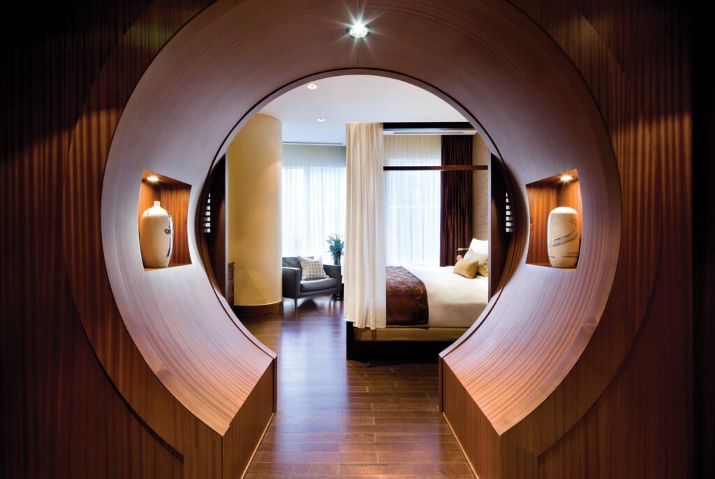 Shangri-La Hotel toronto