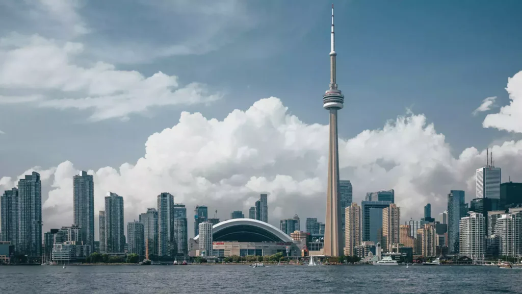 famous things to do in Toronto