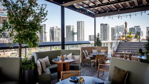 Best Bars in Downtown Toronto Canada for Cocktails and Nightlife