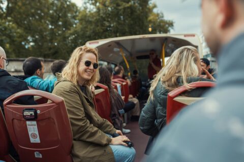 Ultimate Toronto Sightseeing Bus & Hop On Hop Off Toronto Guide
