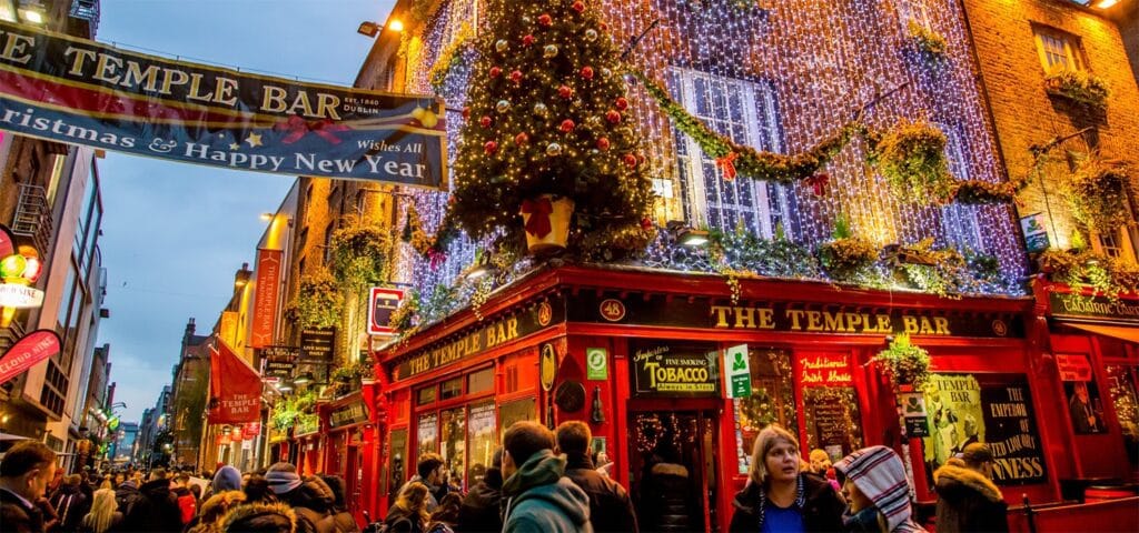 temple bar in christmas