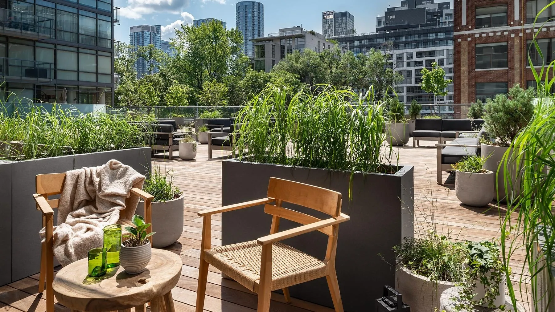 Where to Stay in Toronto Downtown: Top Downtown Toronto Hotels for Every Traveler