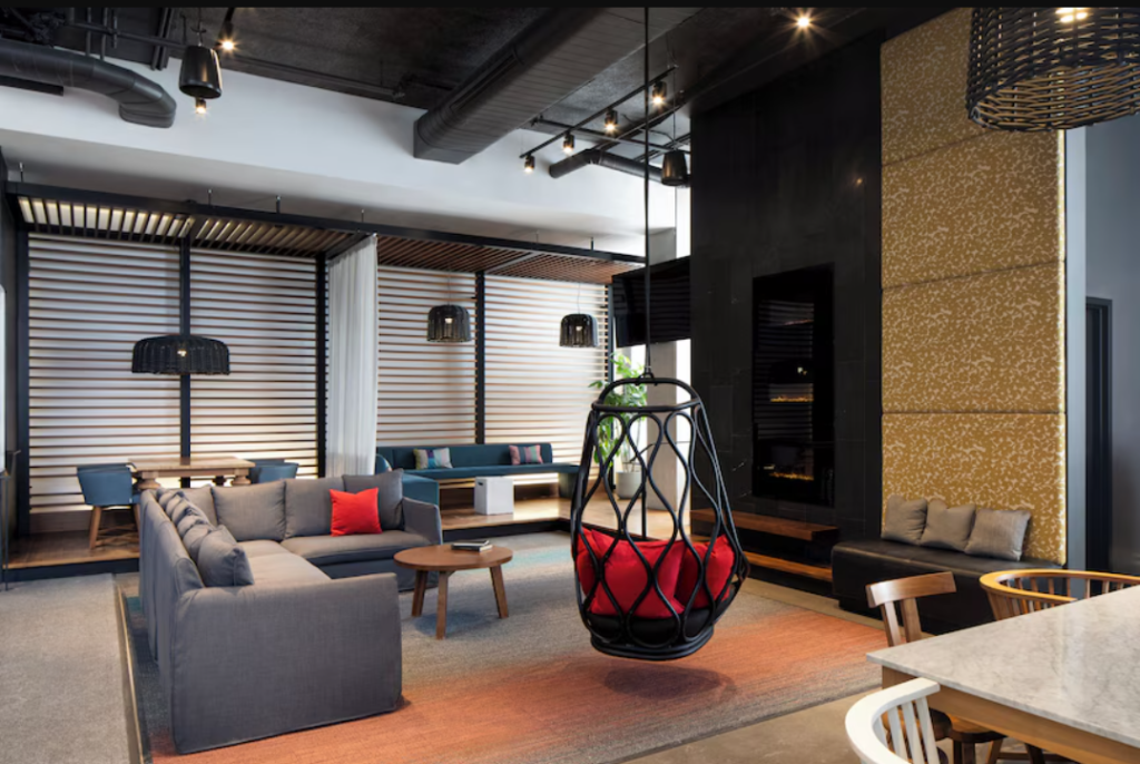 Alt Hotel Toronto Airport