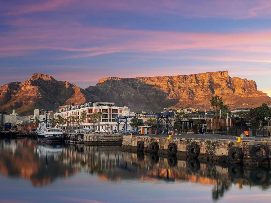 Cape Grace Hotel