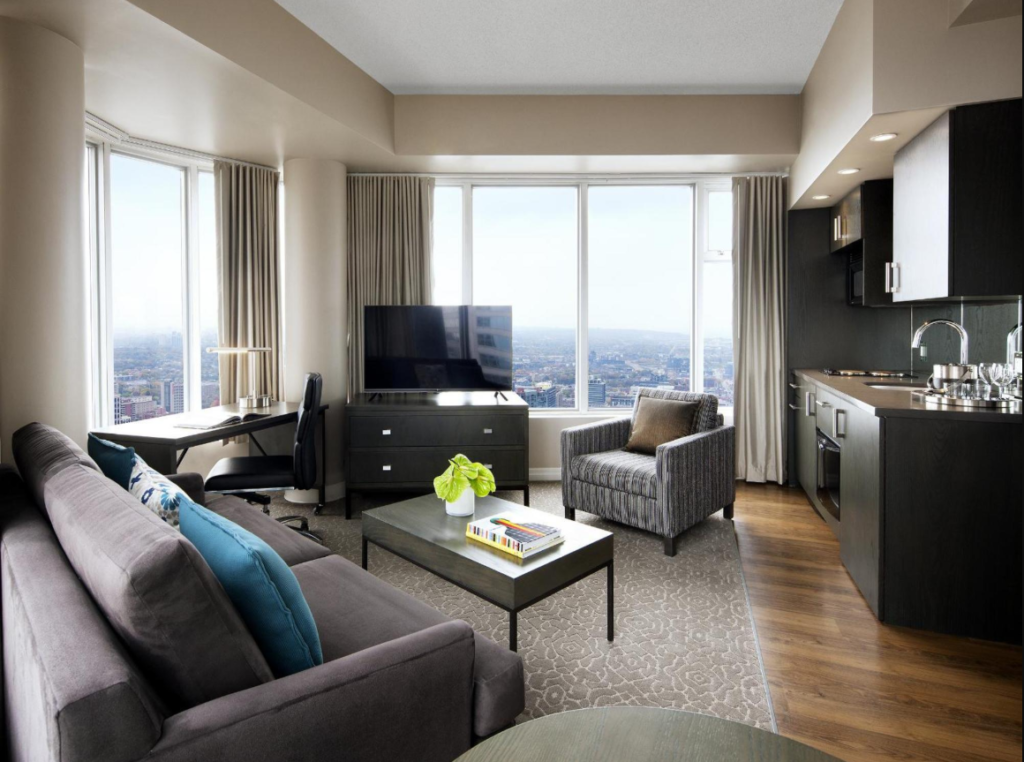 One King West Hotel & Residence