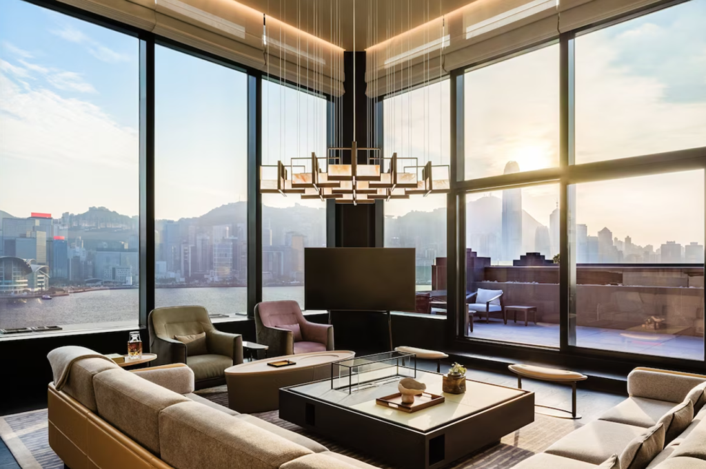 finest hotels in Tsim Tsa Tsui Kowloon