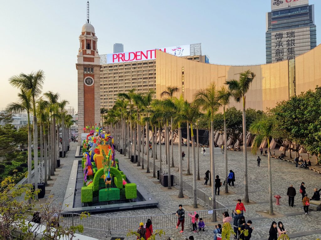 Stroll Along the Tsim Sha Tsui Waterfront
