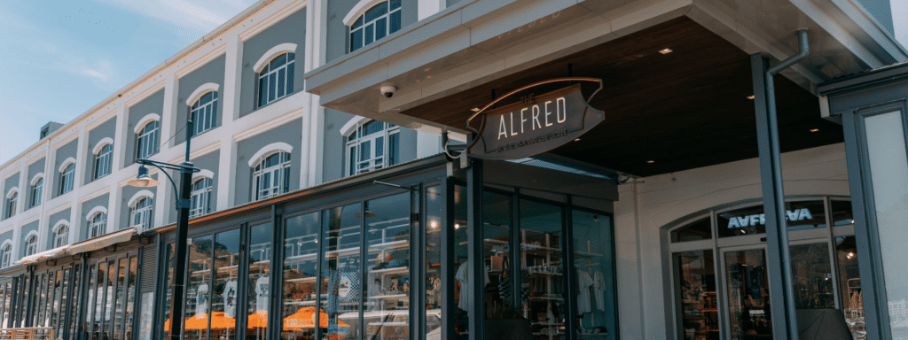 victoria and alfred mall