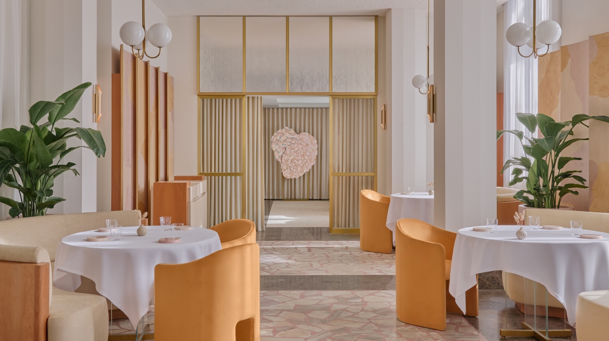 15 Recommended Restaurants in Singapore for Fine Dining, Local Cuisine and Unique Experiences
