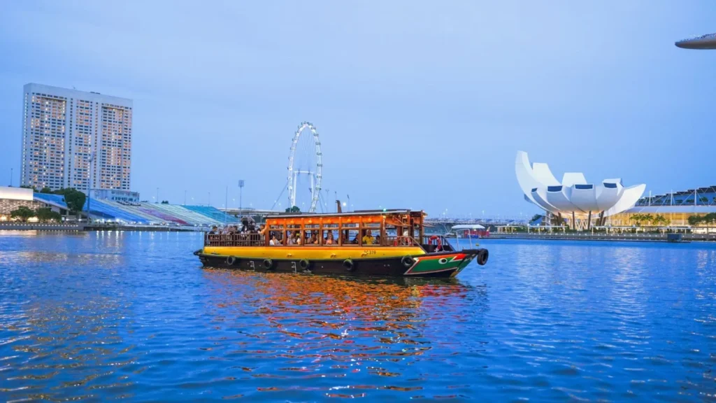 Singapore River cruise