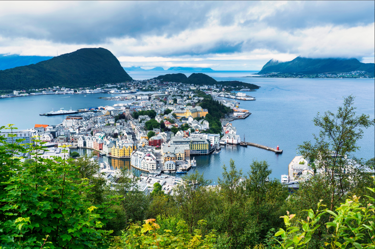 Best Time to Visit Scandinavia: 12-Month Travel Guide