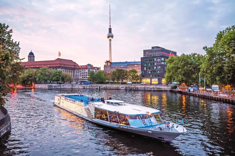 river spree cruise
