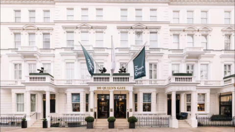 Where to Stay in London with Kids: Best Family Areas and Hotels