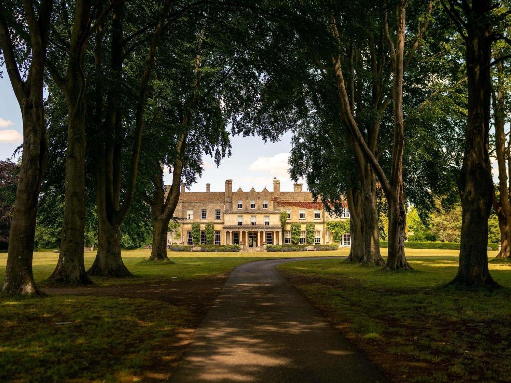 Lucknam Park Hotel & Spa – Wiltshire