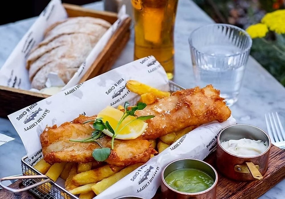 famous food in London England